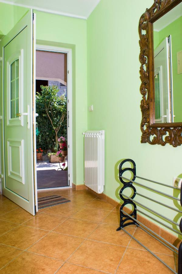 Apartmani Arijana Medulin Exterior foto